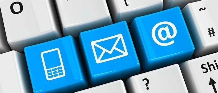 Chatbot o email confronto
