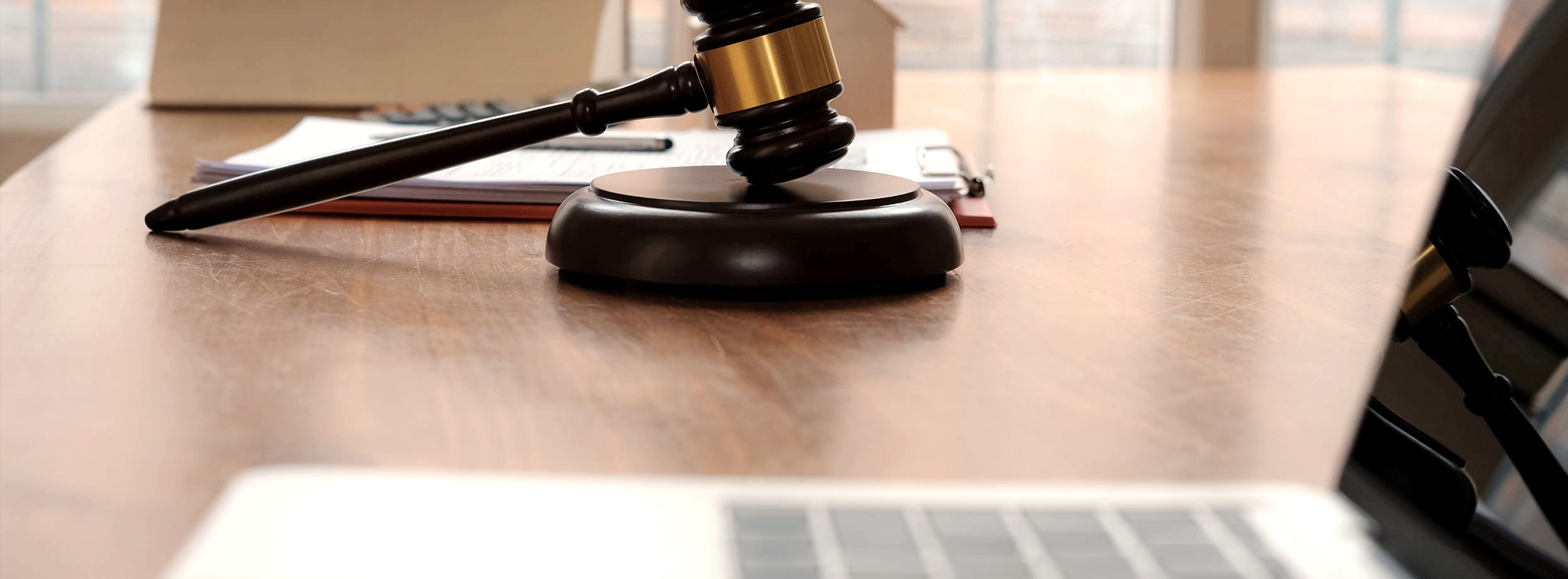 header_legal header-legal